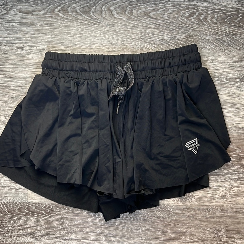 Keiki Kona black shorts